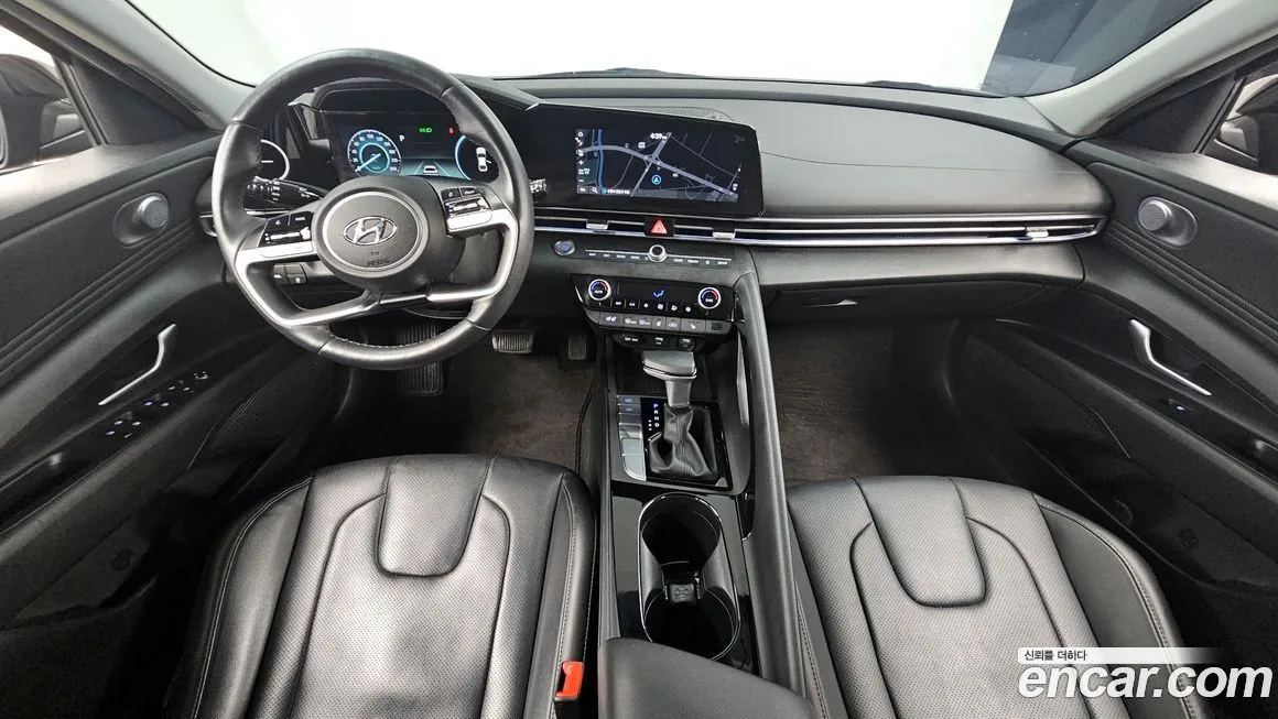 Hyundai AVANTE — фото 2