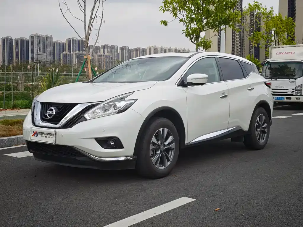 Nissan Murano — фото 1
