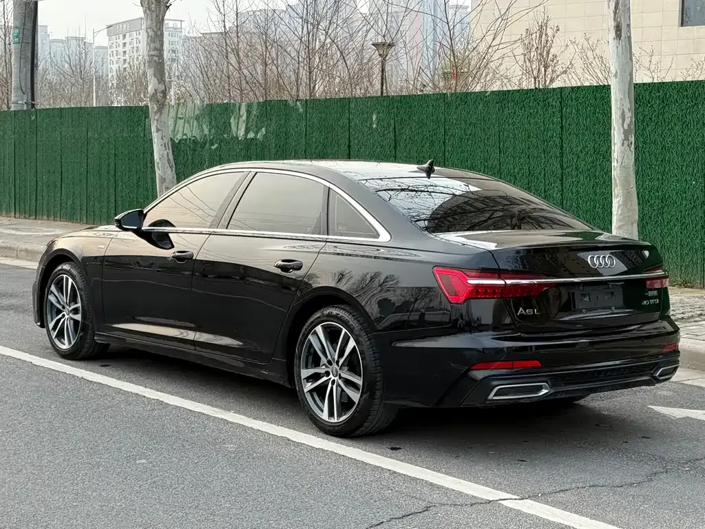 Audi A6L 2021 из CN, фото 9