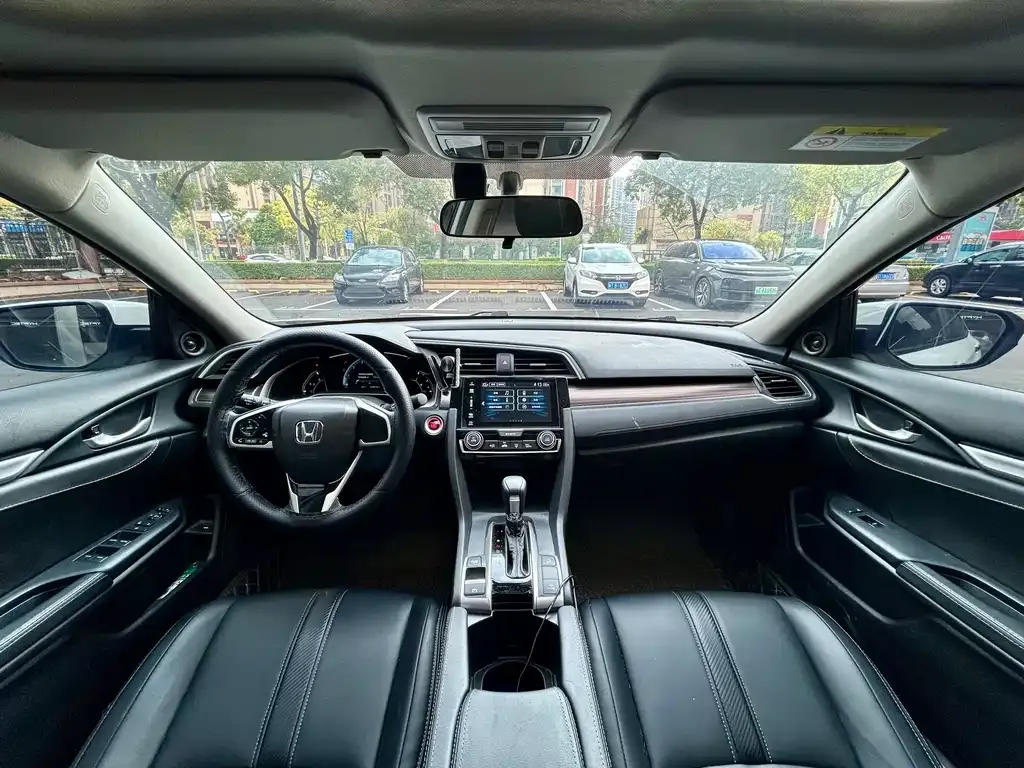 Honda Civic — фото 3
