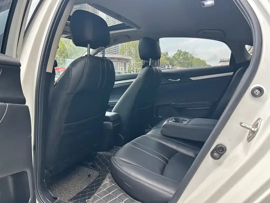 Honda Civic — фото 5