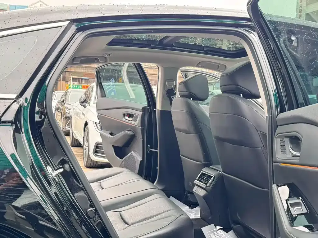 Honda Accord — фото 5