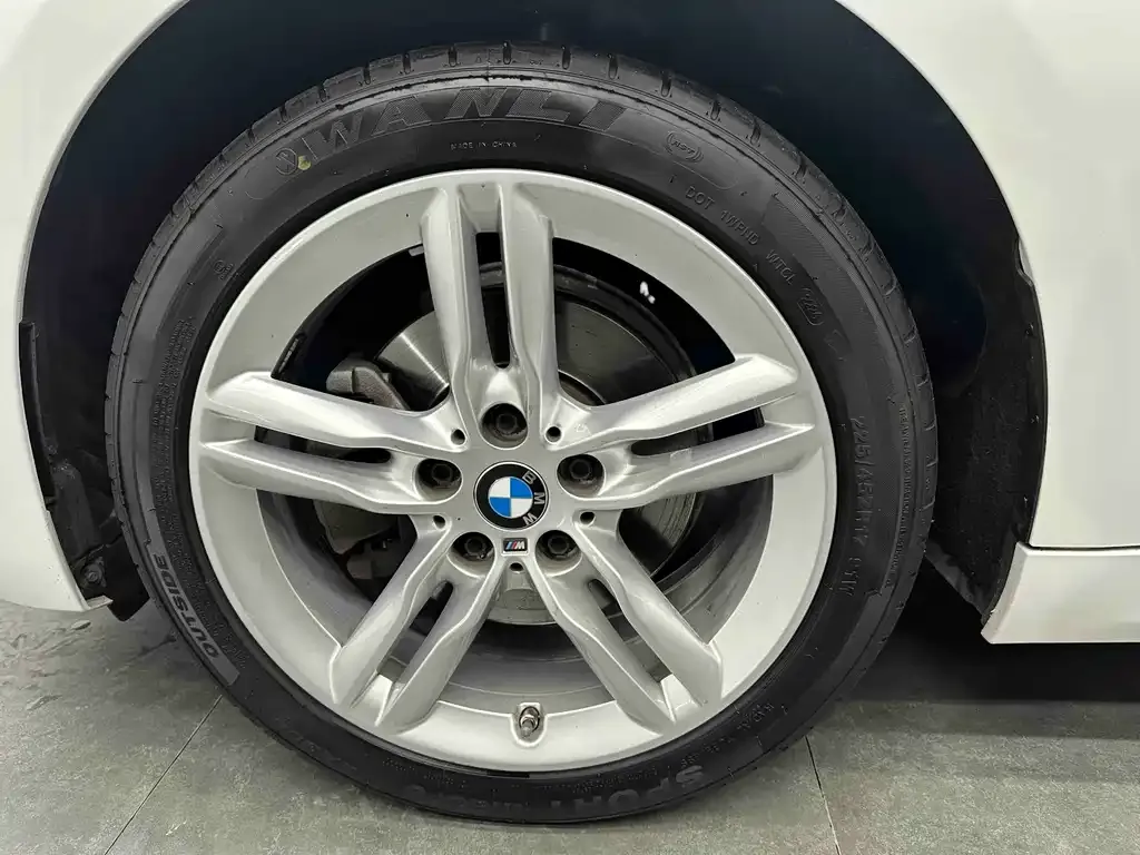 BMW 1 Series 2021 из CN, фото 5