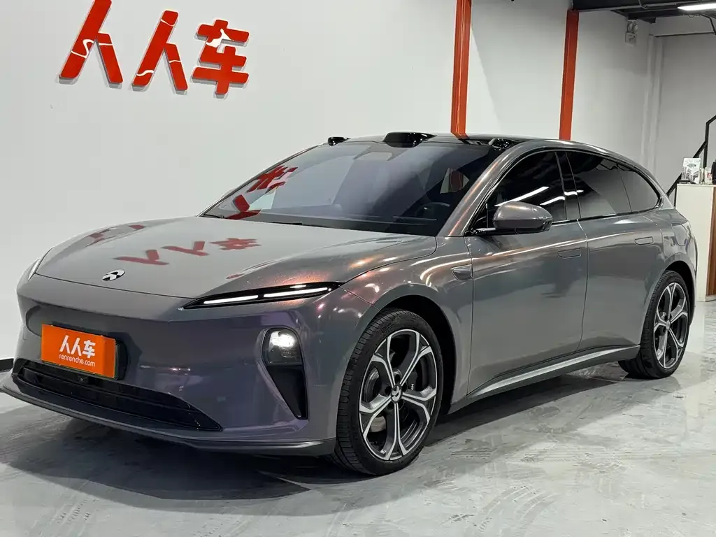 NIO ET5T