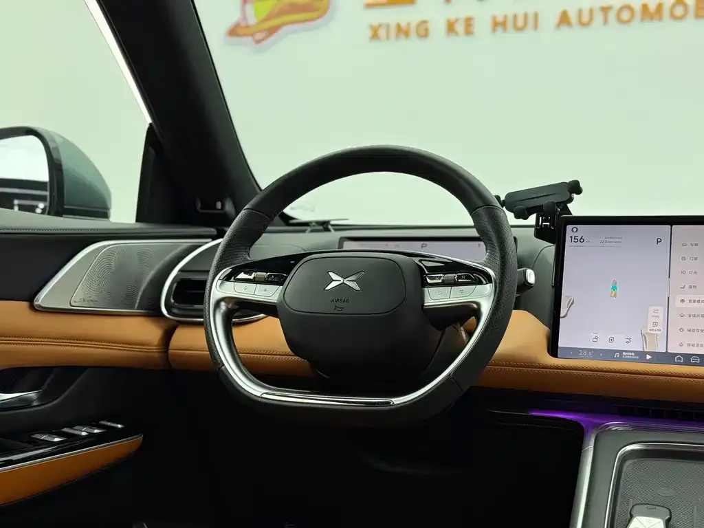 XPeng G9 2023 из CN, фото 2