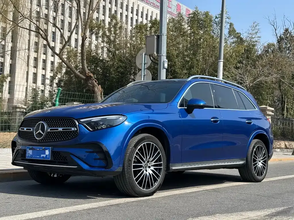 Mercedes-Benz GLC — фото 1