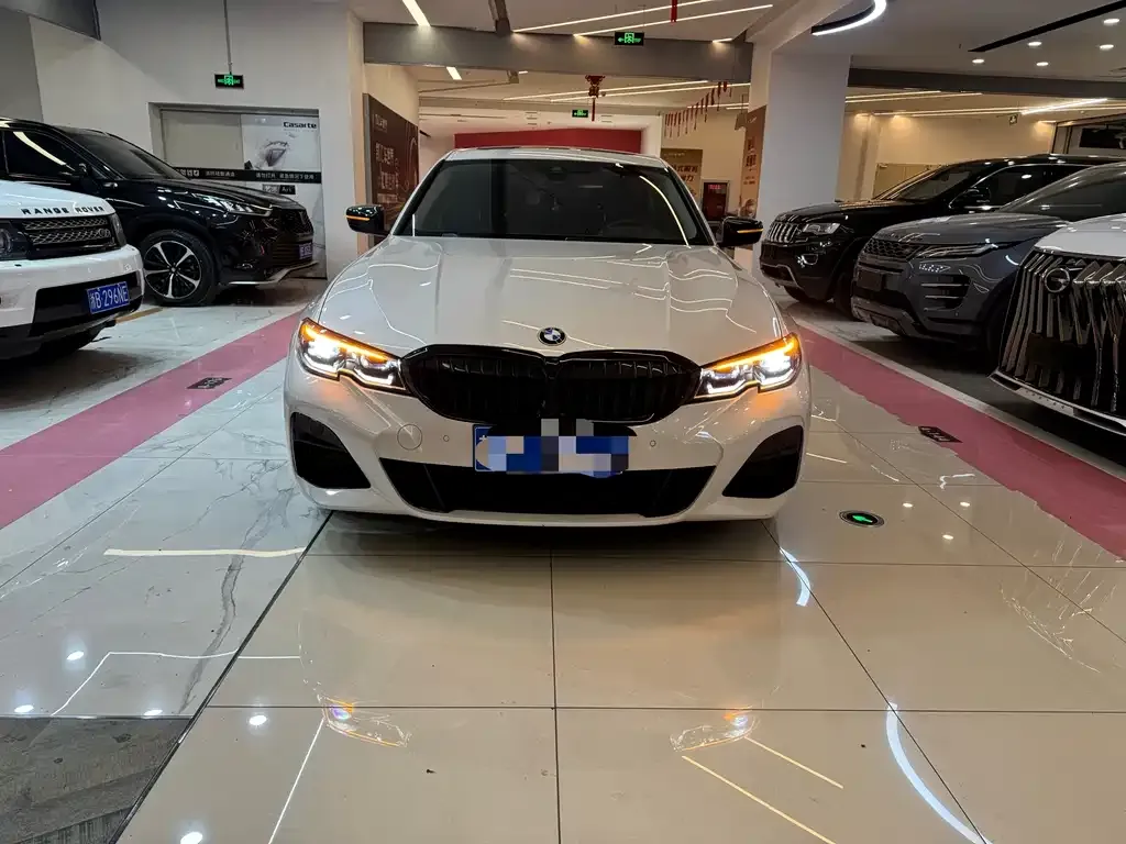 BMW 3 Series 2022 из CN, фото 4