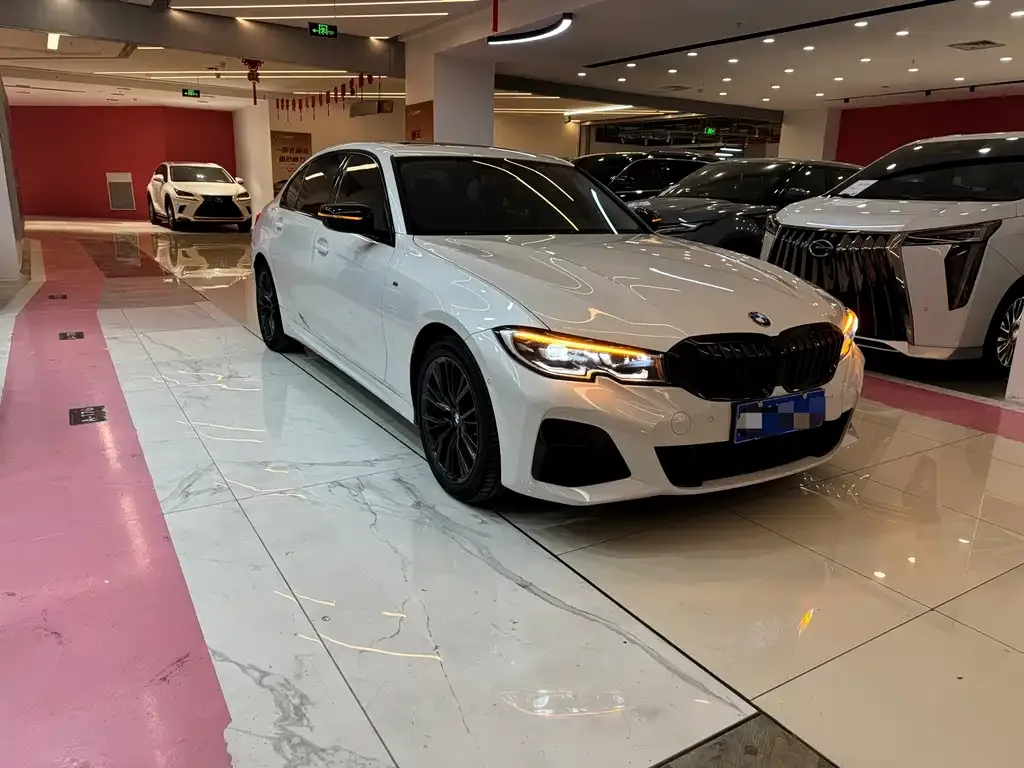 BMW 3 Series 2022 из CN, фото 10