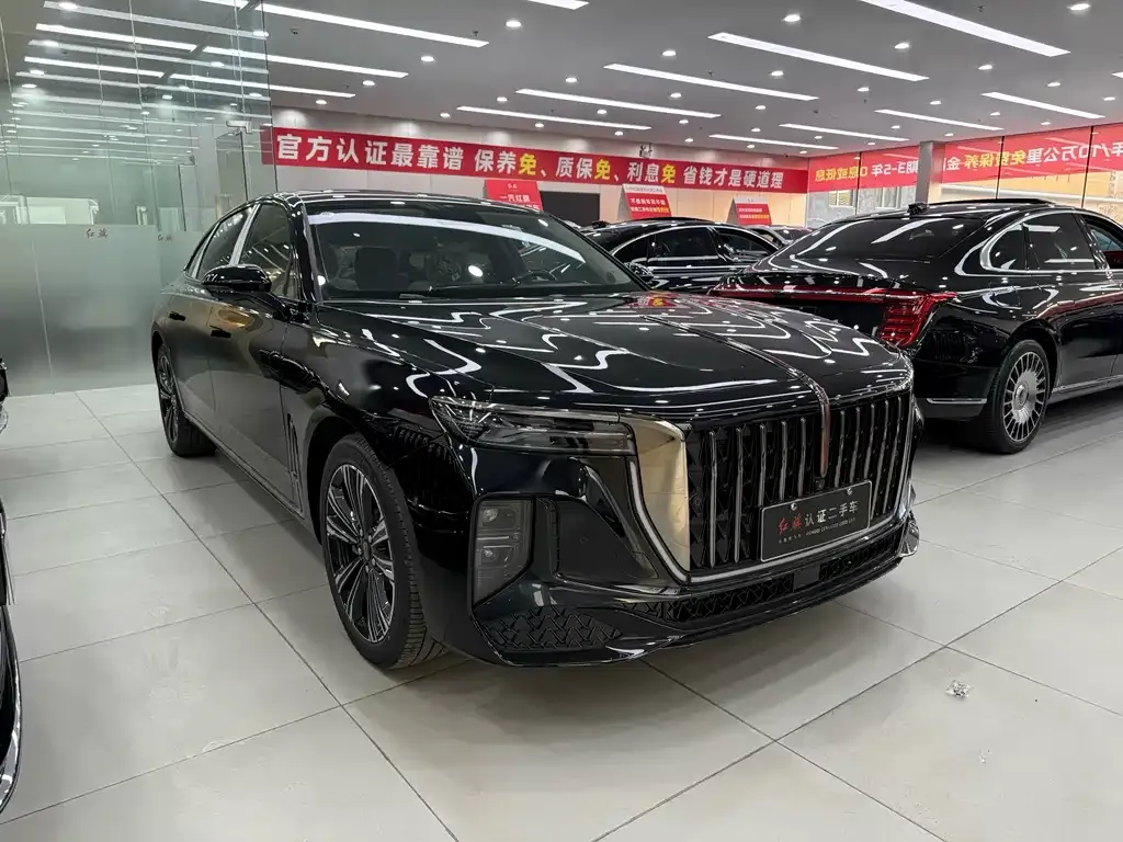 Hongqi H9 — фото 8