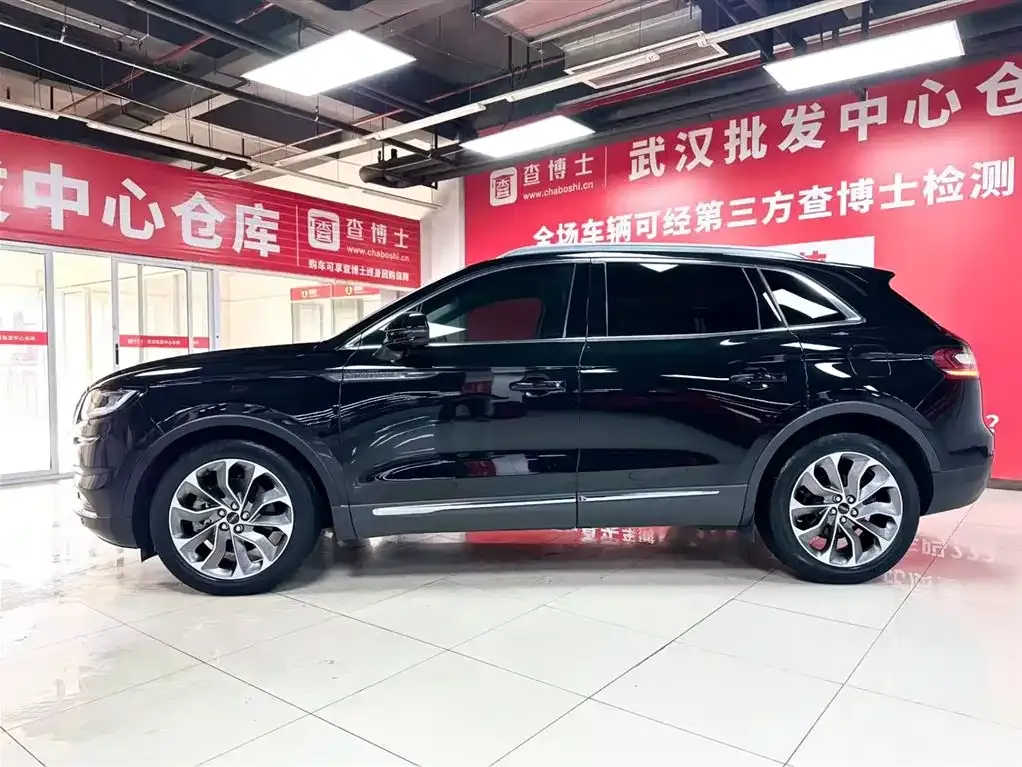 Lincoln Nautilus 2022 из CN, фото 3