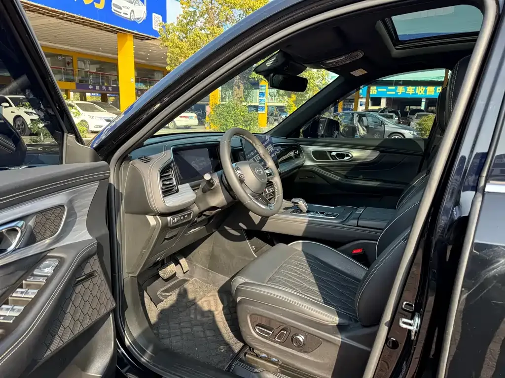 GAC Motor Trumpchi GS8 — фото 10