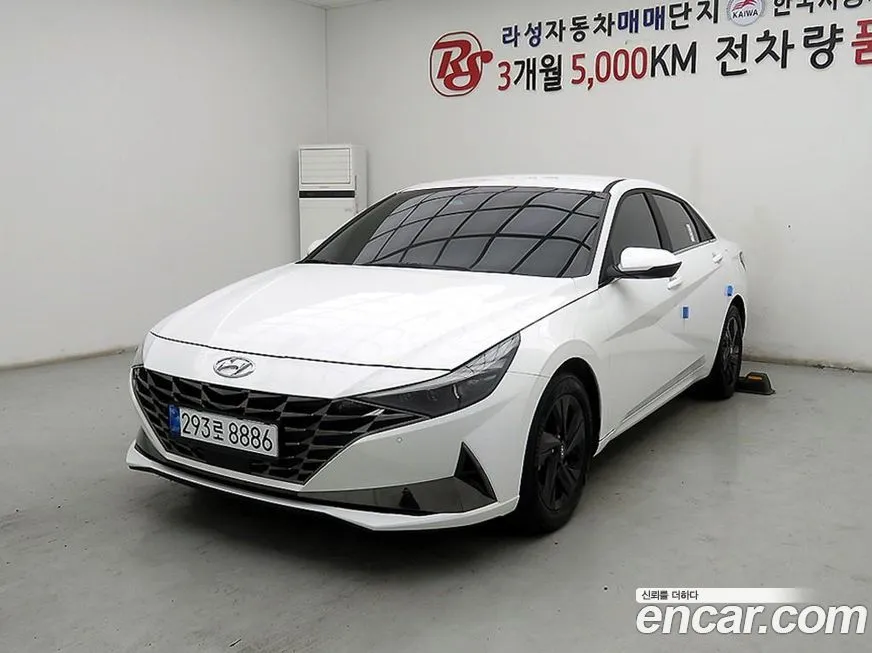 Hyundai AVANTE — фото 1