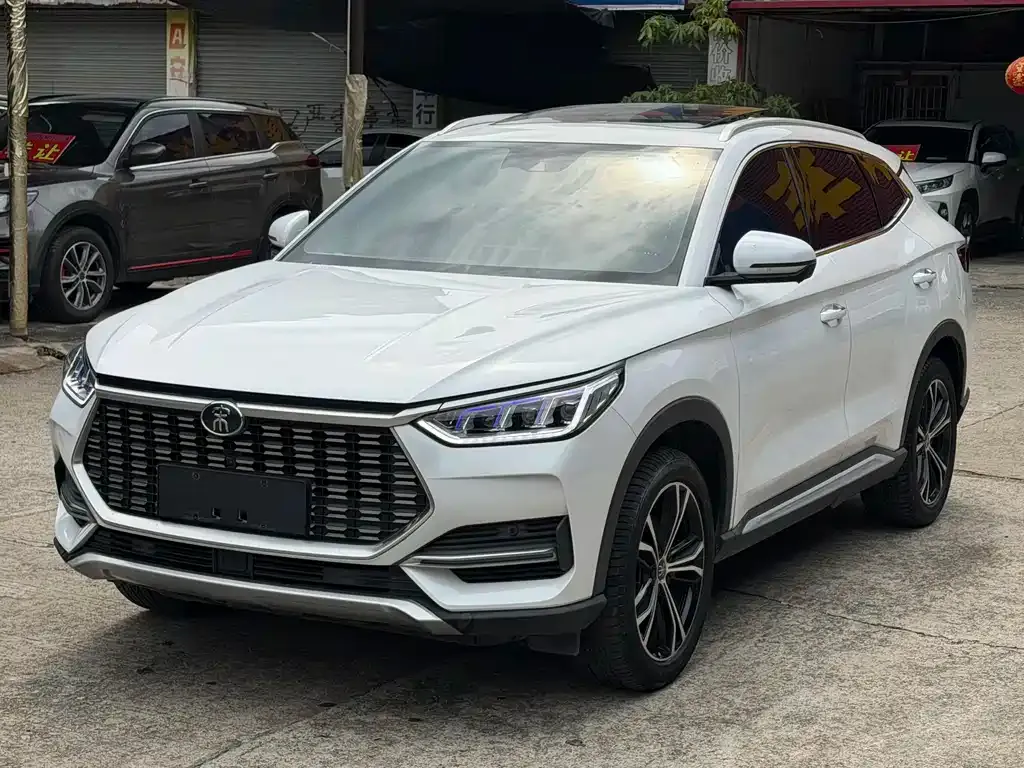 BYD PLUS