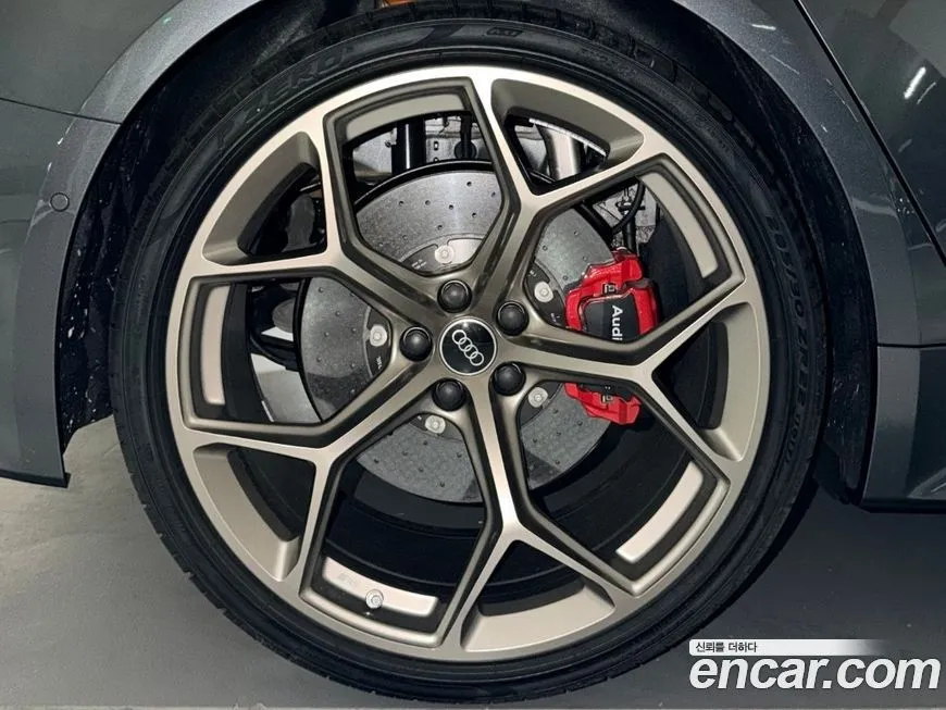 Audi RS6 2026 из KR, фото 5
