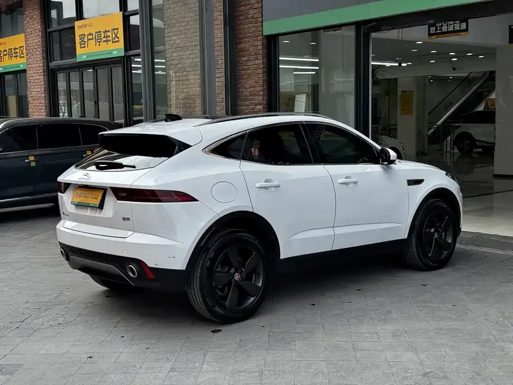 Jaguar E-PACE 2024 из CN, фото 10