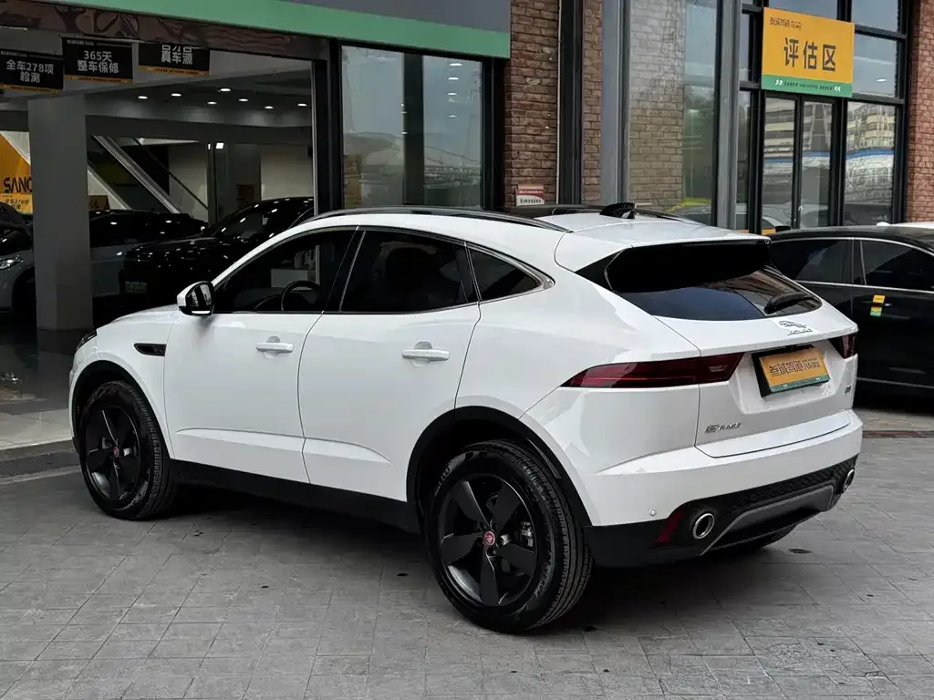 Jaguar E-PACE 2024 из CN, фото 9