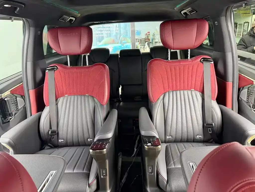 GAC Motor Trumpchi M8 — фото 3
