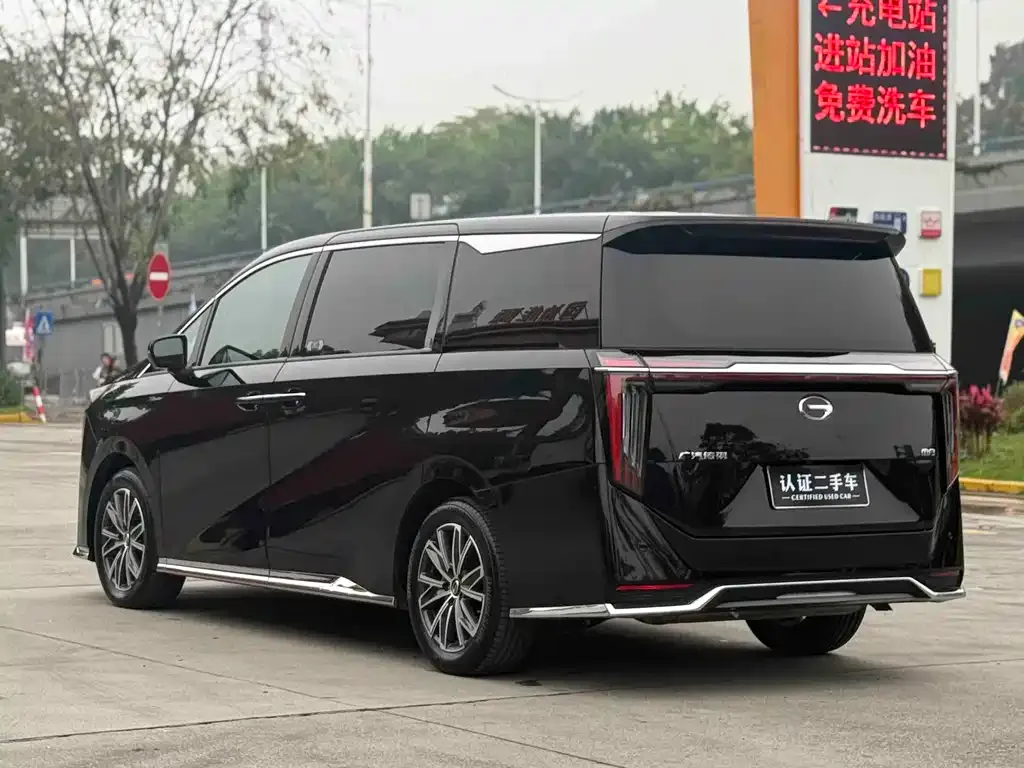 GAC Motor Trumpchi M8 — фото 10