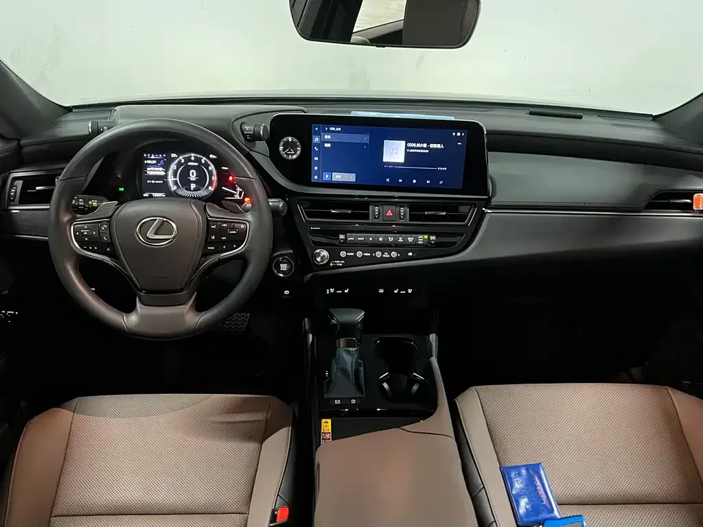 Lexus ES 2024 из CN, фото 7