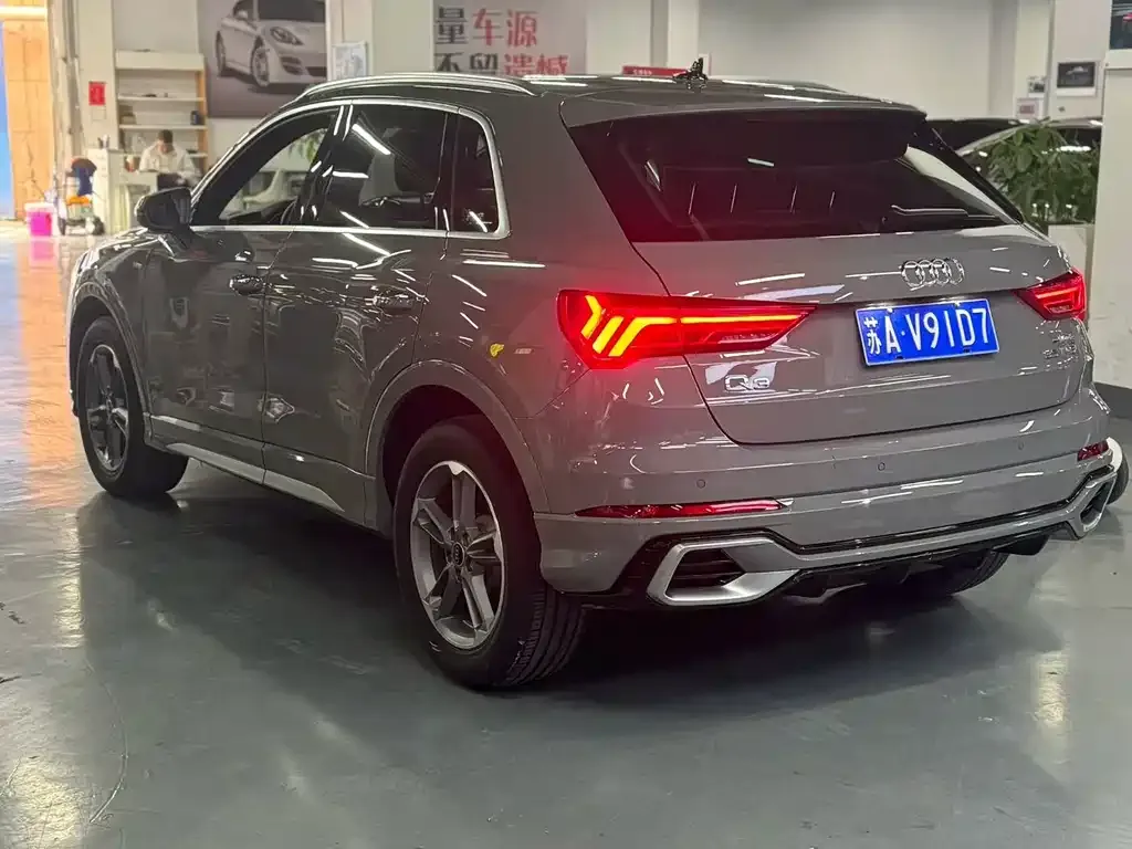 Audi Q3 — фото 8