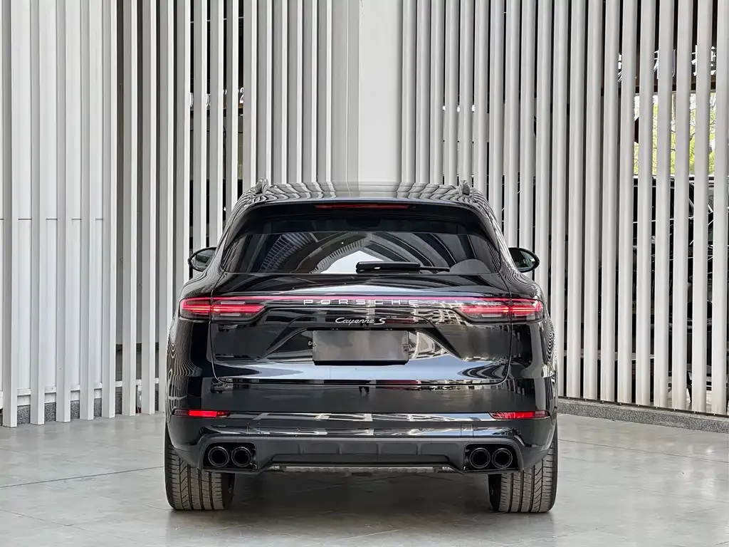 Porsche Cayenne 2023 из CN, фото 2