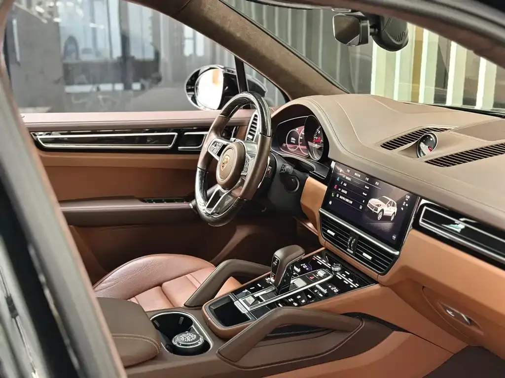 Porsche Cayenne 2023 из CN, фото 10