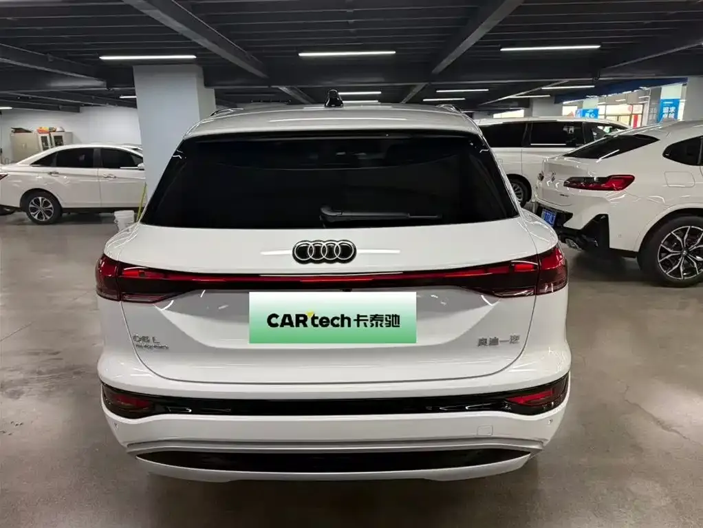 Audi Q6L e-tron — фото 6