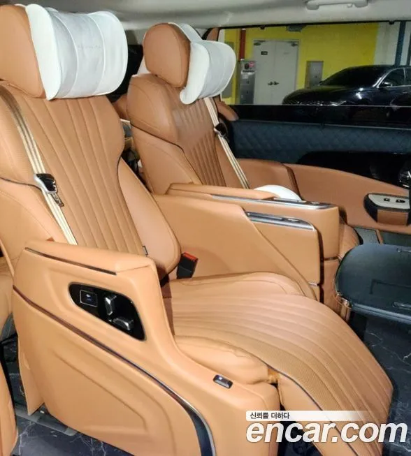 Kia Carnival — фото 10