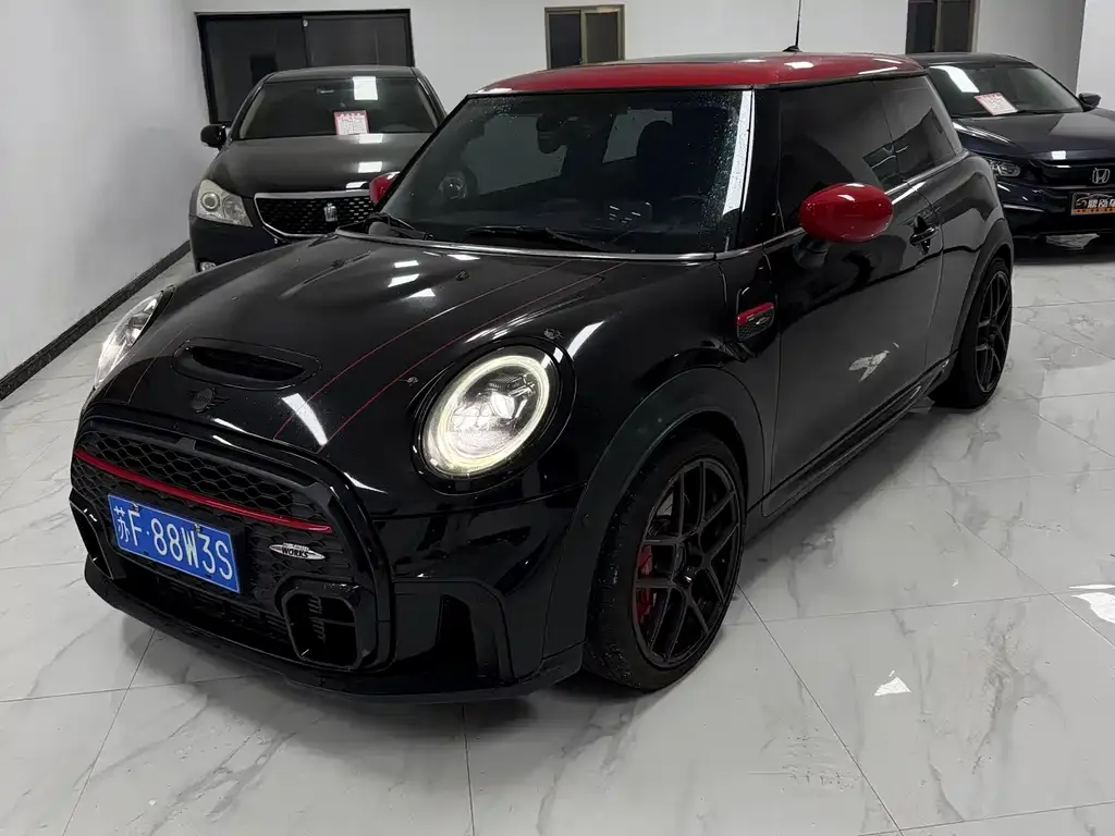 MINI JCW (John Cooper Works)
