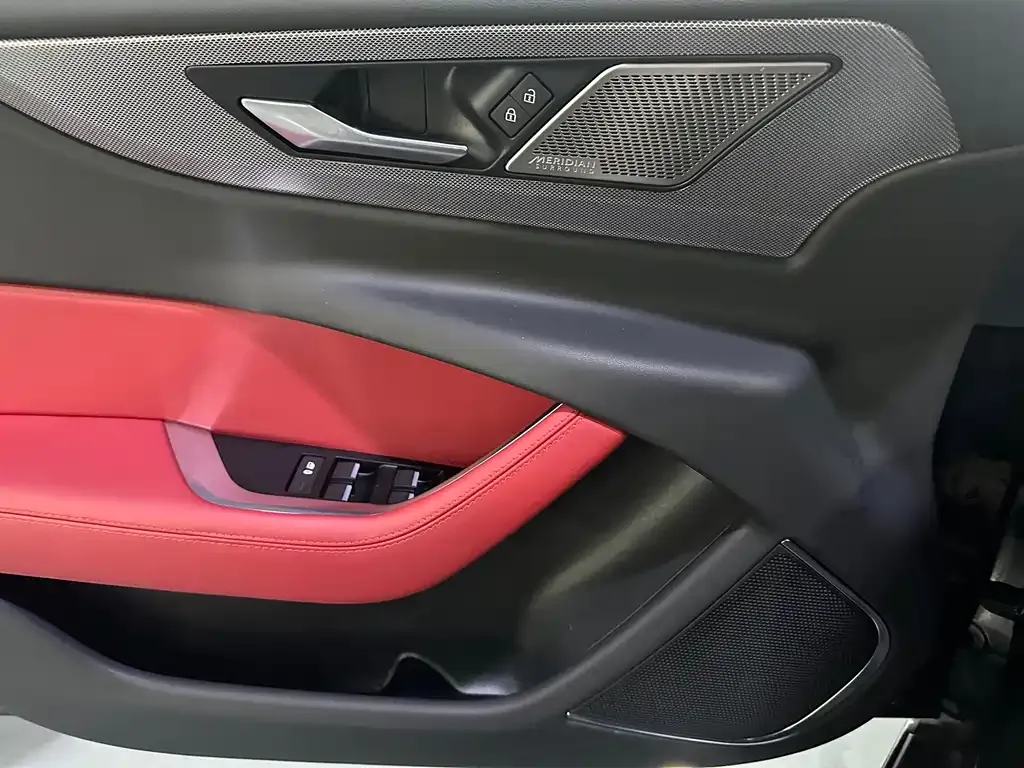 Jaguar XEL 2022 из CN, фото 2