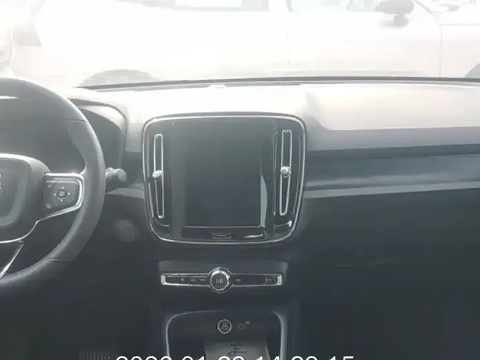 Volvo C40 2024 из CN, фото 8