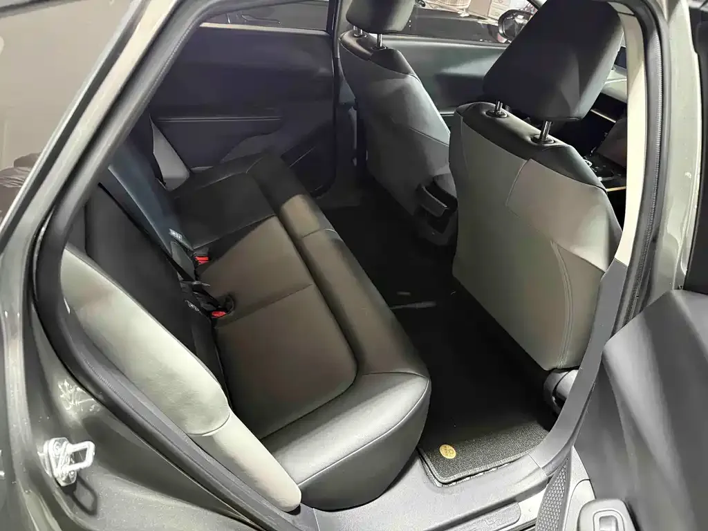 Toyota bZ3 2023 из CN, фото 4