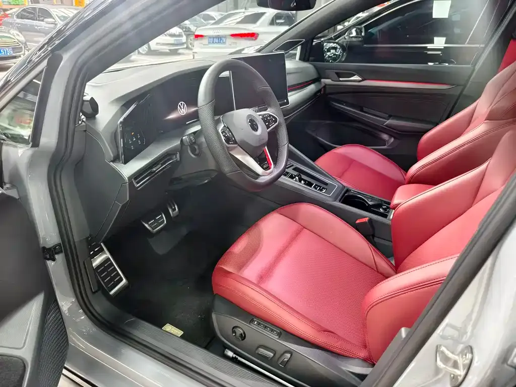 Volkswagen Golf GTI 2025 из CN, фото 10