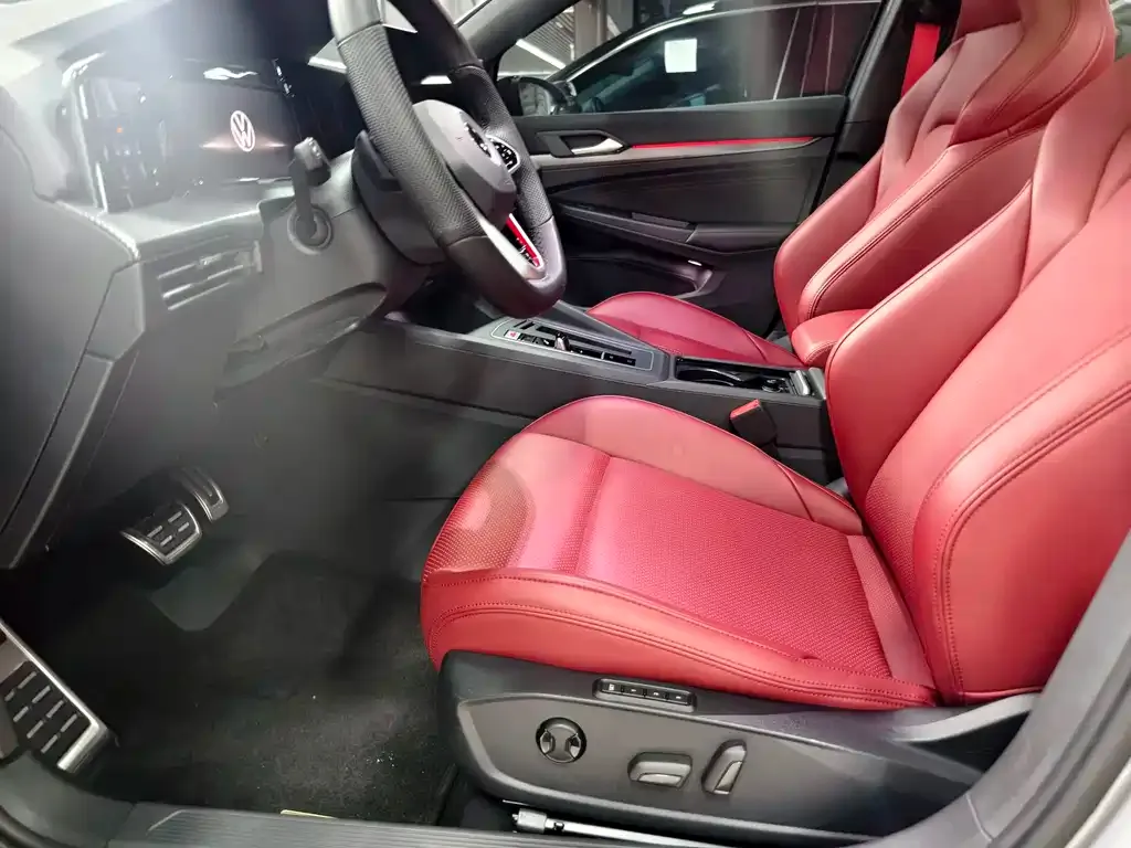 Volkswagen Golf GTI 2025 из CN, фото 9