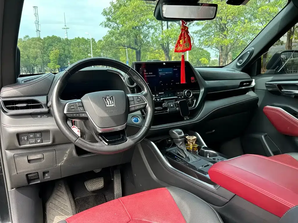 Toyota Crown Kluger 2022 из CN, фото 6