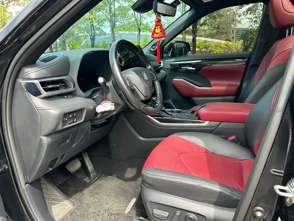 Toyota Crown Kluger 2022 из CN, фото 5