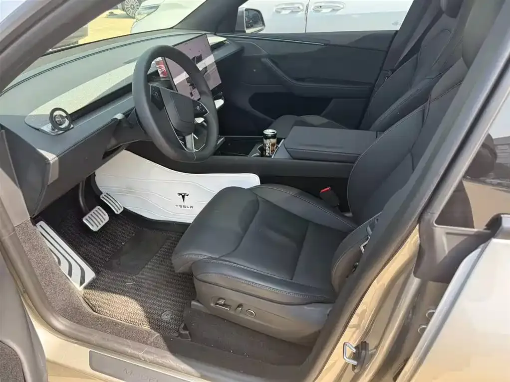 Tesla Model Y L 2025 из CN, фото 5