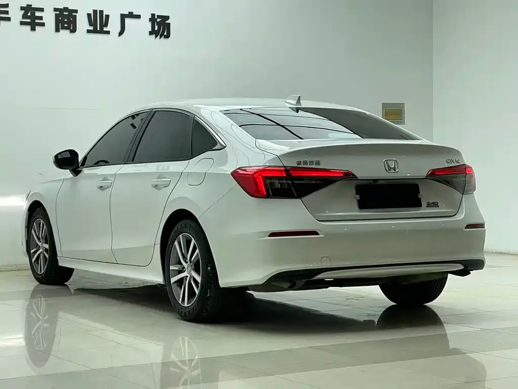 Honda Civic — фото 9