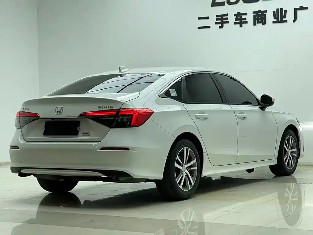 Honda Civic — фото 6