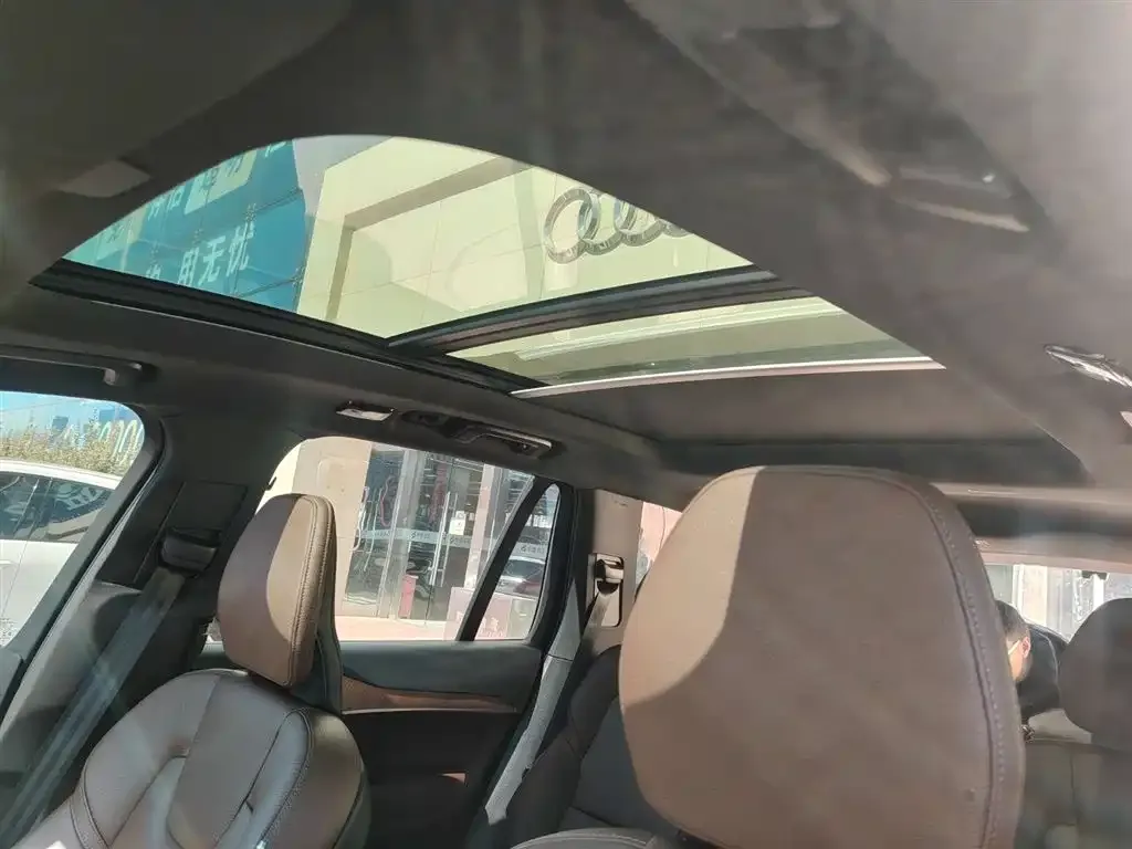 Volvo XC90 2023 из CN, фото 7