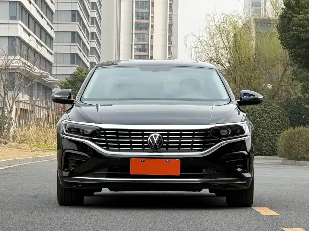 Volkswagen Passat 2022 из CN, фото 5