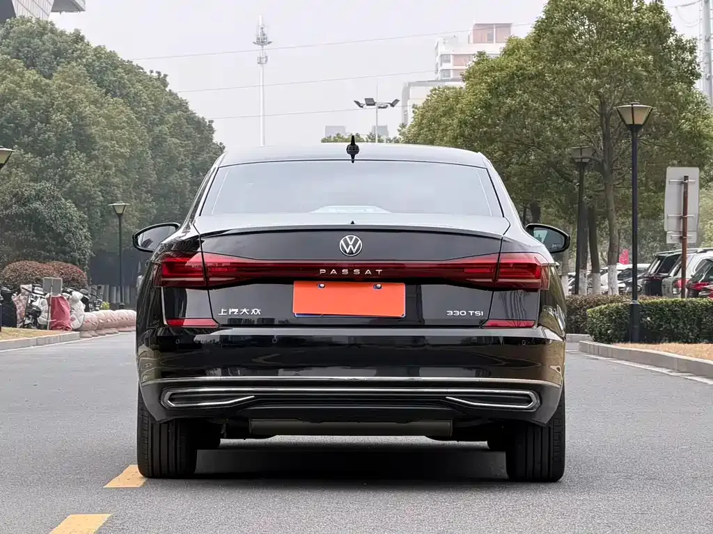 Volkswagen Passat 2022 из CN, фото 9