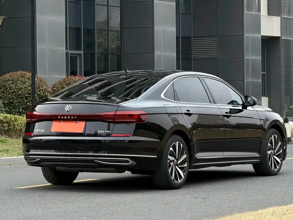 Volkswagen Passat 2022 из CN, фото 6