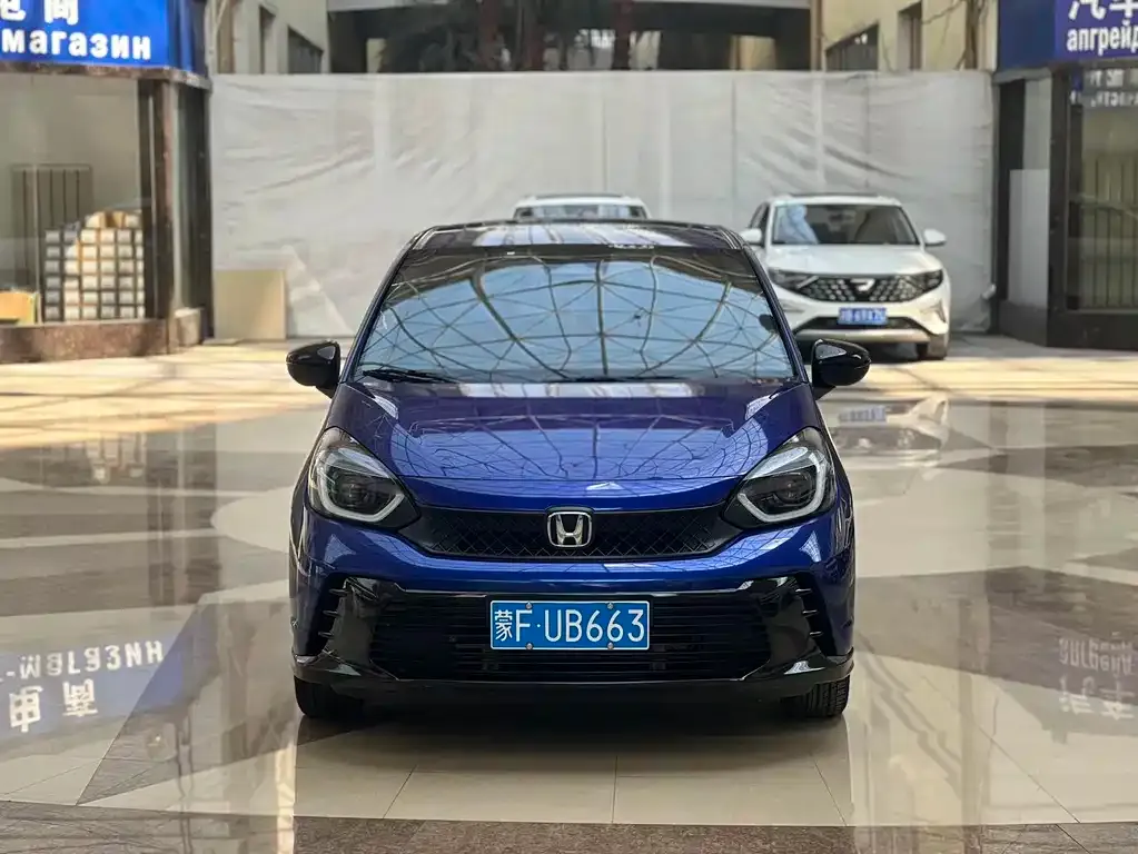 Honda Fit — фото 8