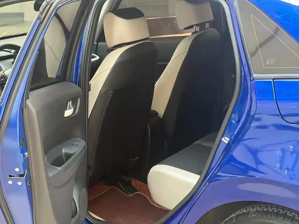Honda Fit — фото 7