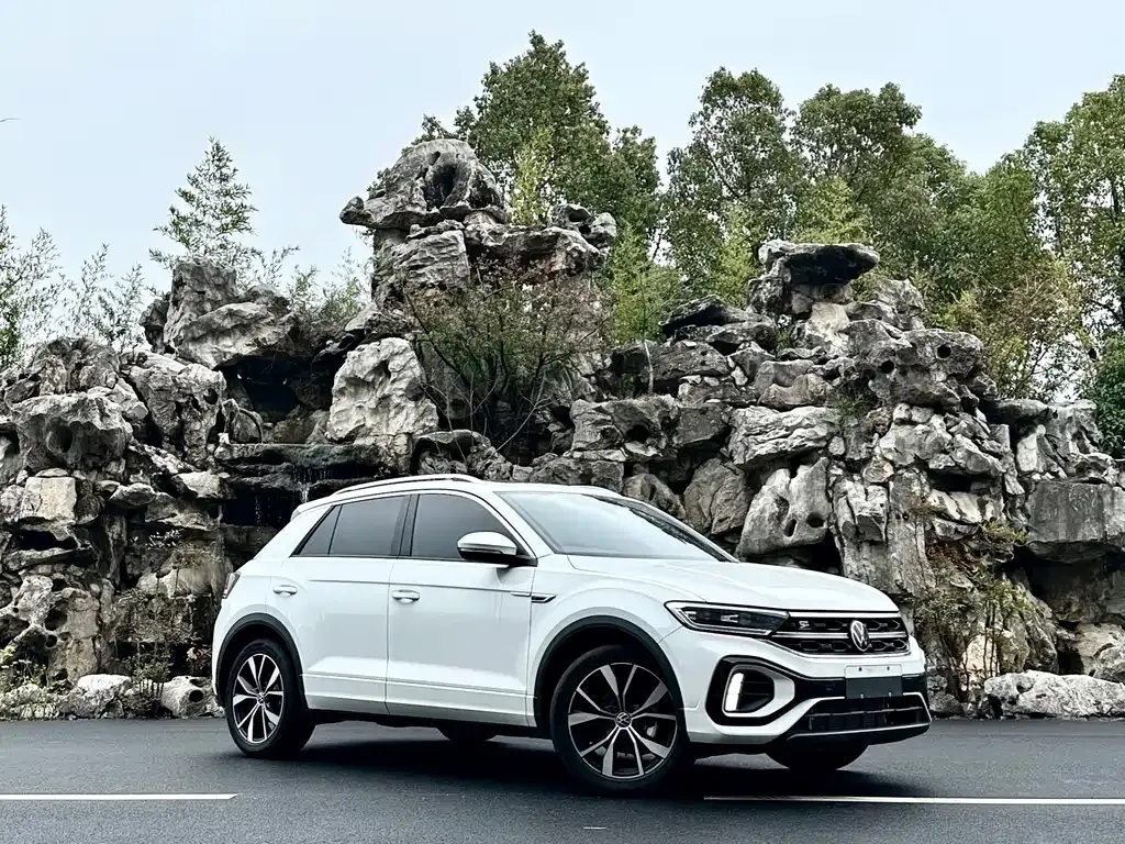 Volkswagen T-Roc — фото 2