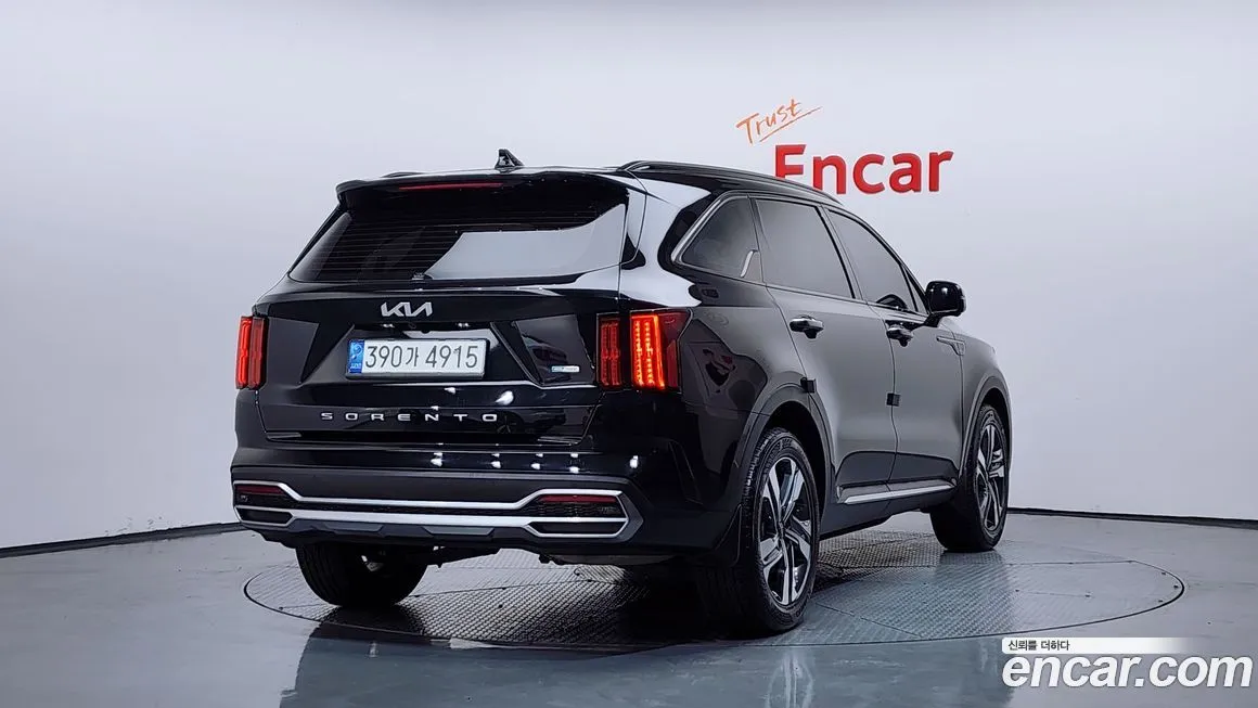 Kia Sorento — фото 6