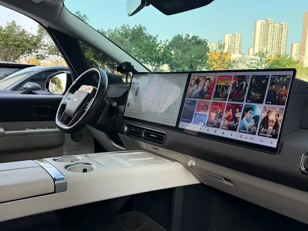 Li Auto Li MEGA 2025 из CN, фото 10
