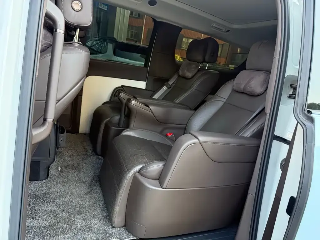 Li Auto Li MEGA 2025 из CN, фото 9