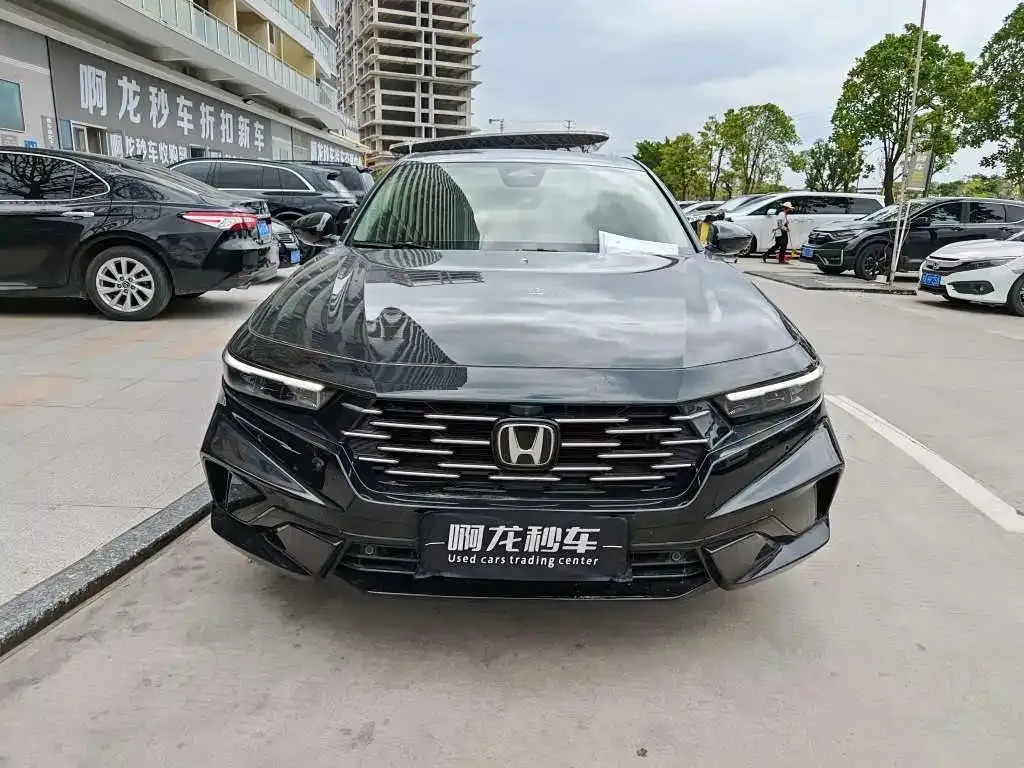 Honda Accord — фото 7